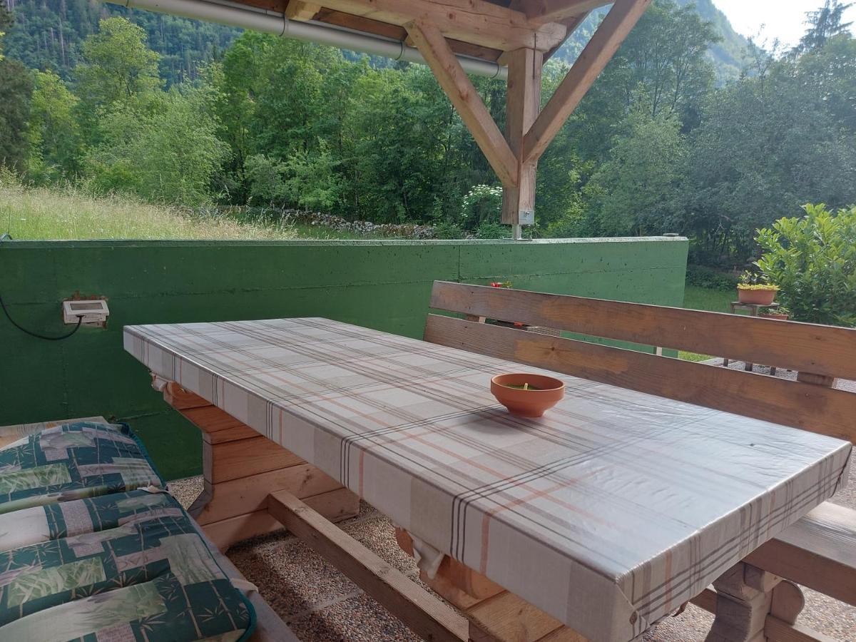 Apartmaji Katrc Soča Exterior foto