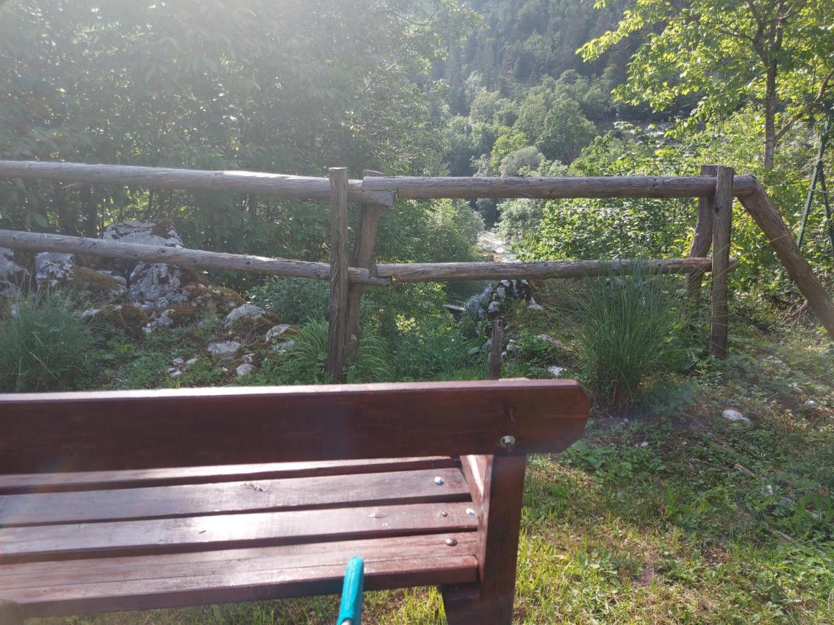 Apartmaji Katrc Soča Exterior foto