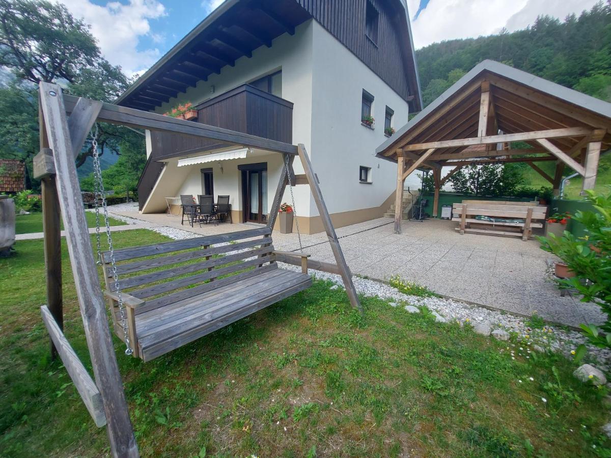 Apartmaji Katrc Soča Exterior foto