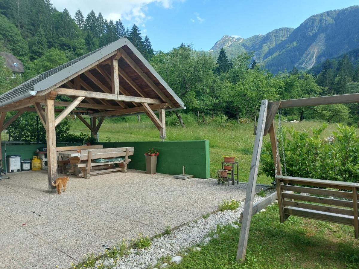 Apartmaji Katrc Soča Exterior foto