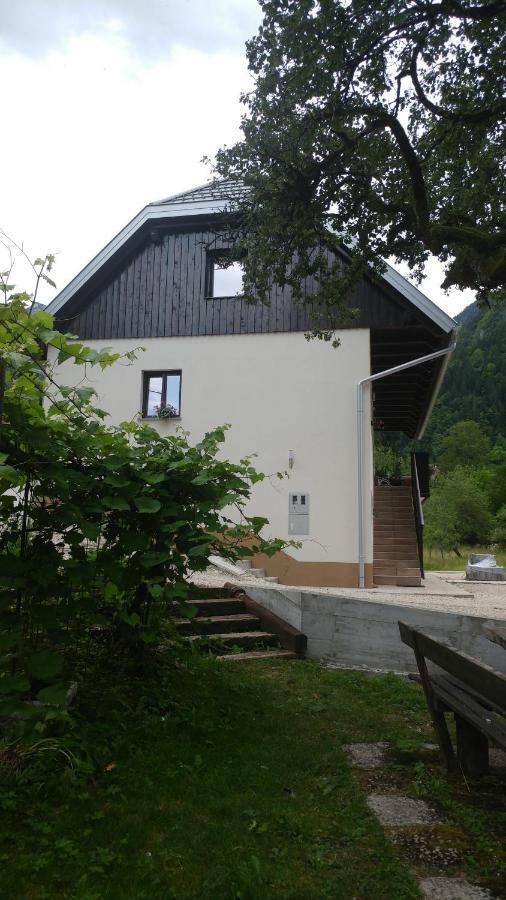 Apartmaji Katrc Soča Exterior foto